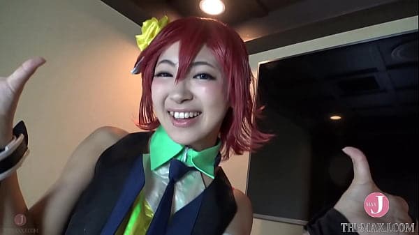 [HentaiCosplay] She's just the way she is in her cute cosplay, and she's taking her time until the very last minute in the studio.