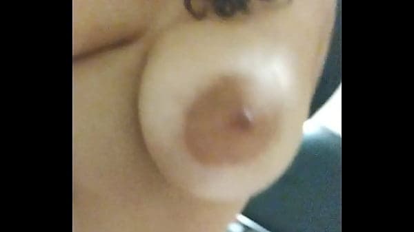 Milf exquisita, de culo y tetas grandes