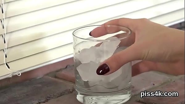 Fervent lesbian cuties get splashed with pee and squirt wet twats